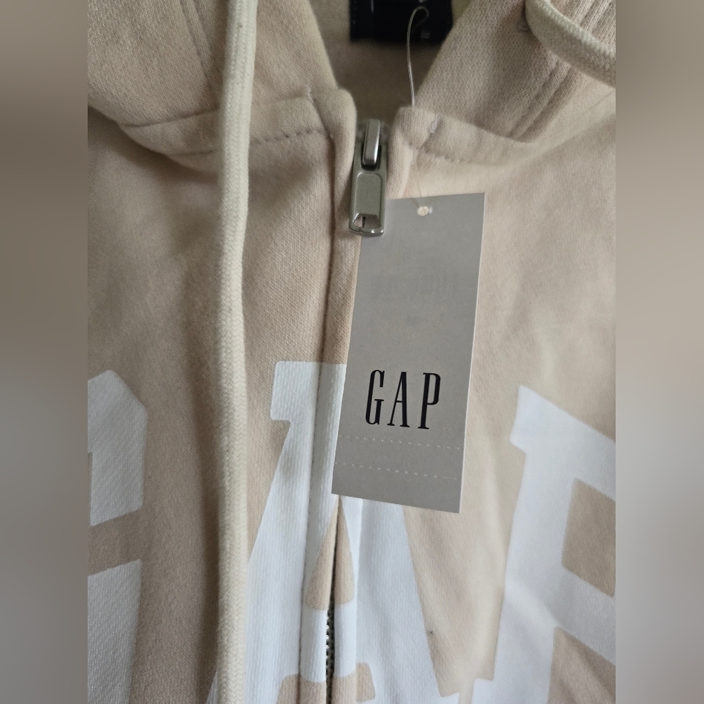 NWT! Gap, Logo Zippered Sweatshirt, Oyster, Size Medium - Picture 10 of 11